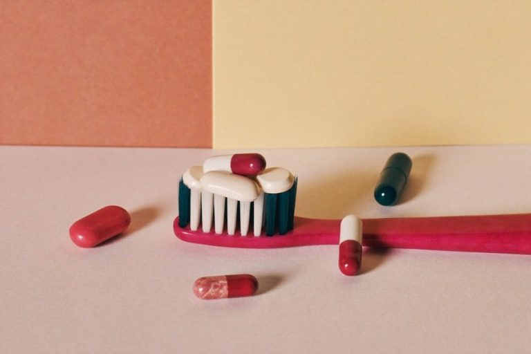 Biotyna i jej wpływ na poziom hormonów tarczycy